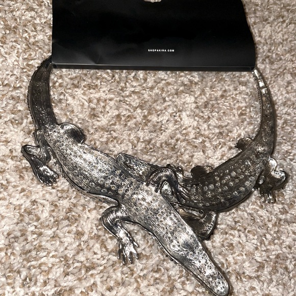 Alligator statement silver necklace(New) - Picture 5 of 7